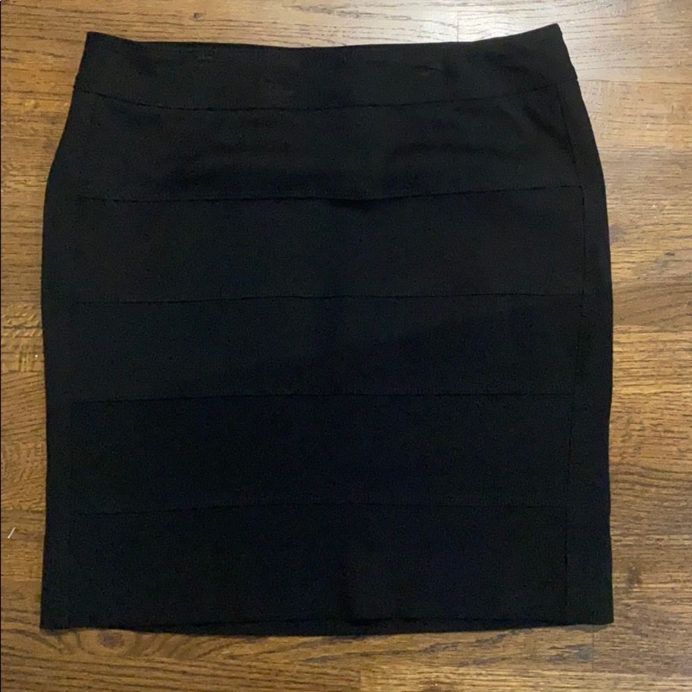 White House Black Market Skirt